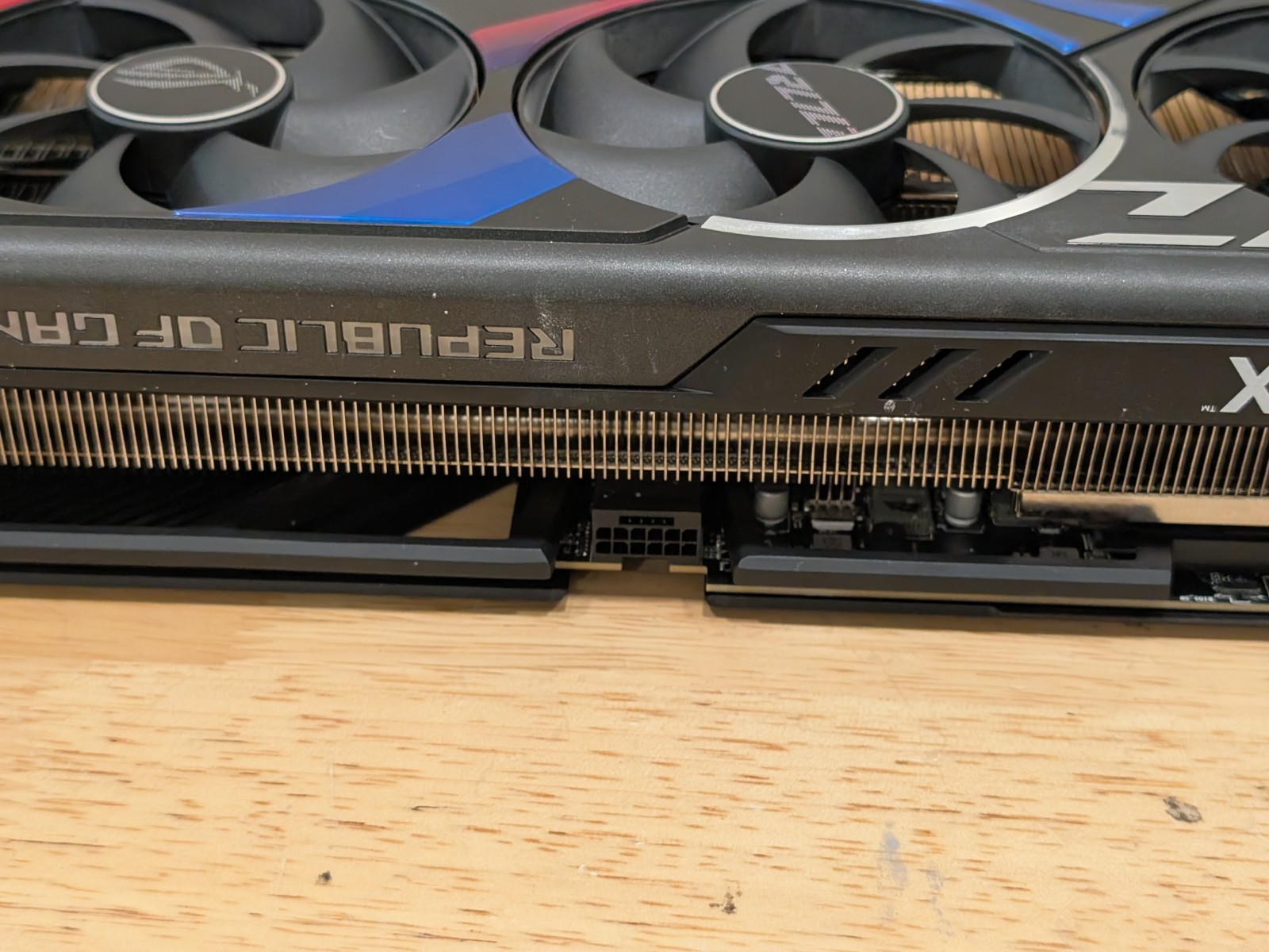 OFFERTA PREMIUM ASUS ROG Strix - Rtx 4090 24Gb Video Card recensione e prezzo