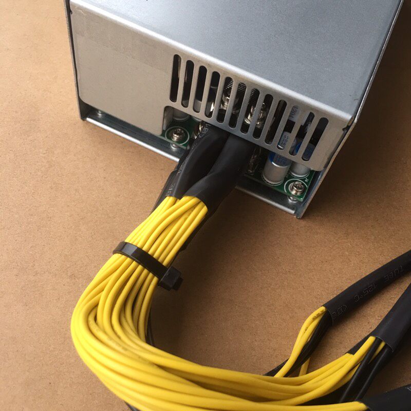 Alimentatore ATX Silenzioso 18 - 2000W Atx Mining Power Supply recensione e prezzo